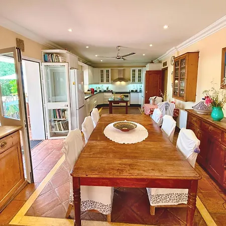 Holiday home Maridadi